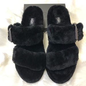 New UGG Fuzz Yeah Slippers